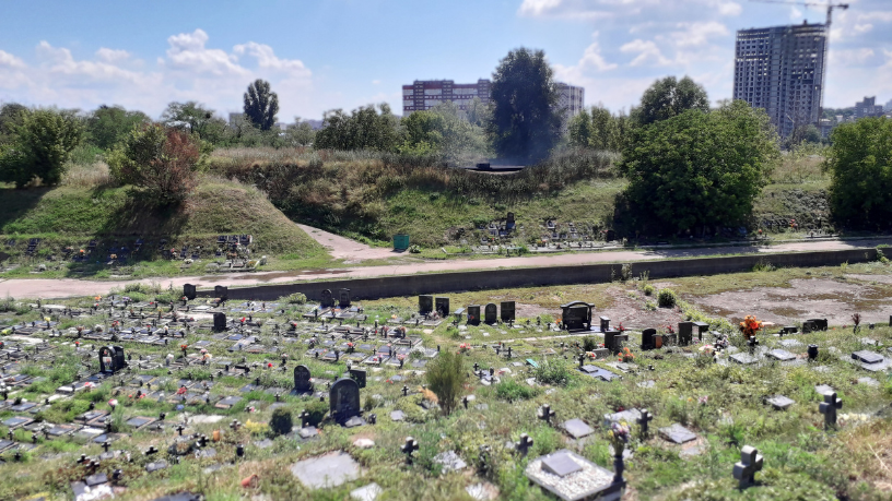 Treinamento contínuo como vantagem estratégica no setor funerário, segundo Tiago Oliva Schietti.