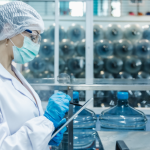 Como a engenharia da qualidade, na visão de Elias Assum Sabbag Junior, sustenta eficiência, rastreabilidade e competitividade em cadeias complexas da indústria do plástico.