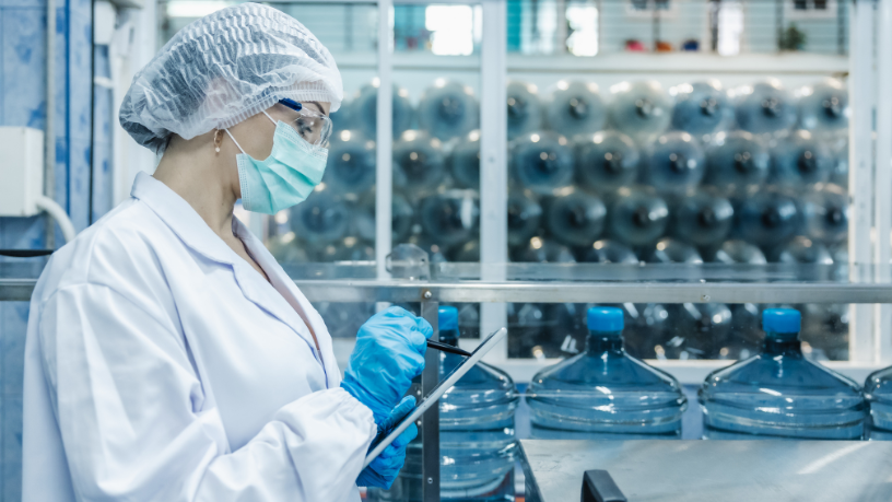 Como a engenharia da qualidade, na visão de Elias Assum Sabbag Junior, sustenta eficiência, rastreabilidade e competitividade em cadeias complexas da indústria do plástico.