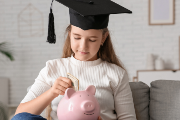 Educação financeira nas escolas: como projetos práticos, com a visão de Sérgio Bento De Araújo, contribuem para formar alunos mais conscientes e preparados para decisões responsáveis.